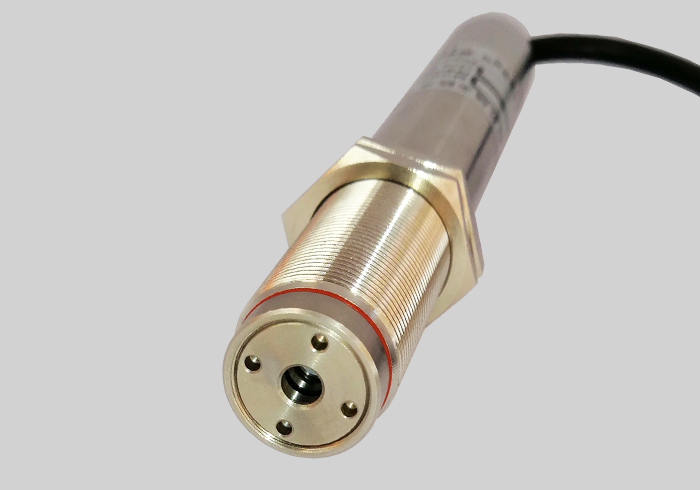 PLUSFO-WB1100抗微波非接觸式在線(xiàn)式紅外線(xiàn)測(cè)溫儀